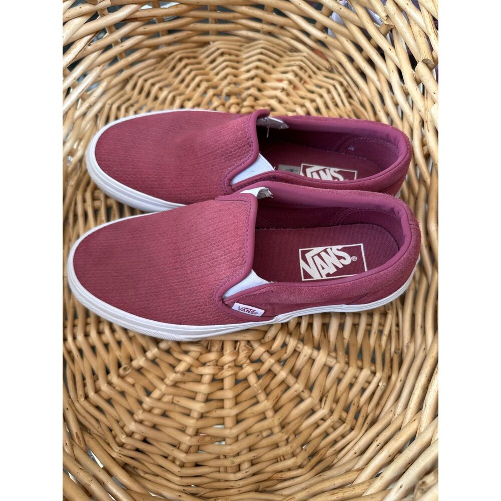 size 7 Women VANS burgundy shoes